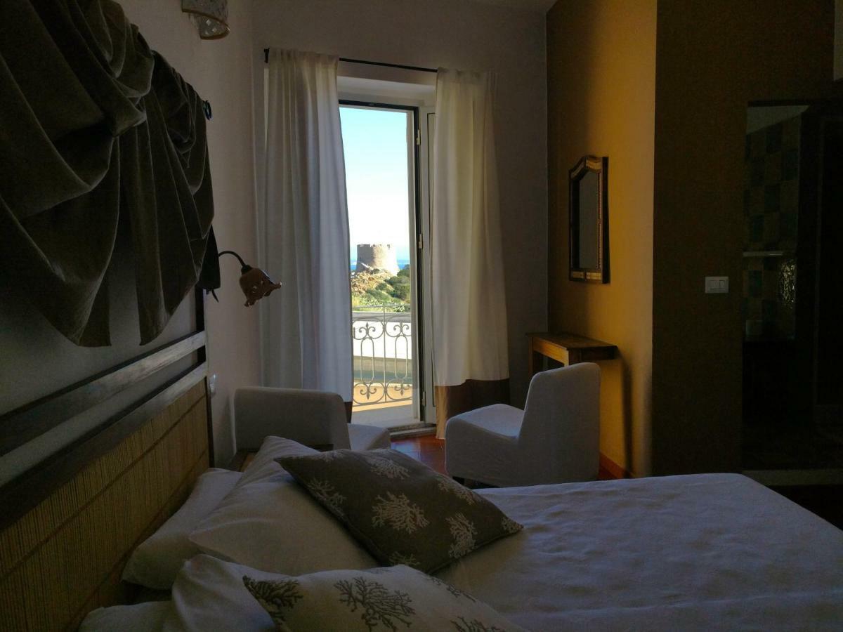 Hotel Da Cecco ซานตา เตเรซา กัลลูรา ภายนอก รูปภาพ